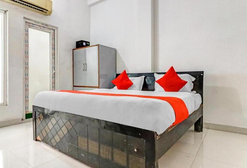 Quarto Triplo Clássico, Oyo 81561 Lucky Stay