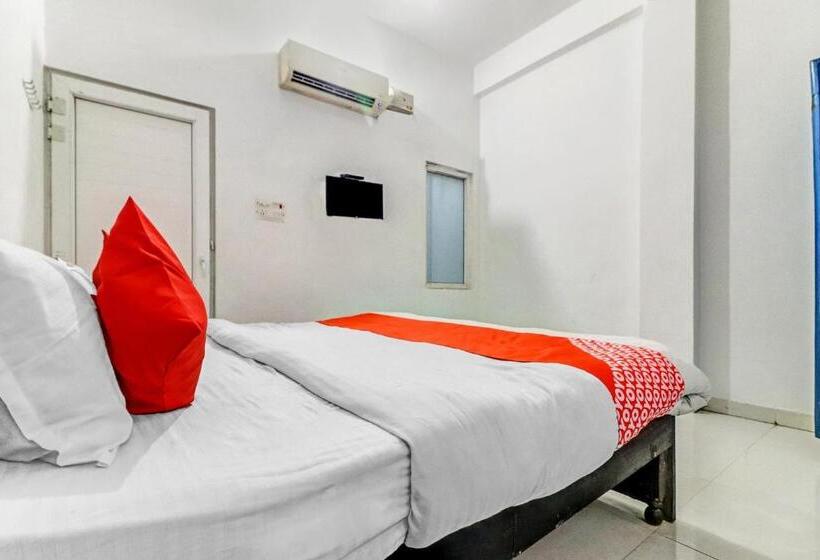 Quarto Triplo Deluxe, Oyo 81561 Lucky Stay