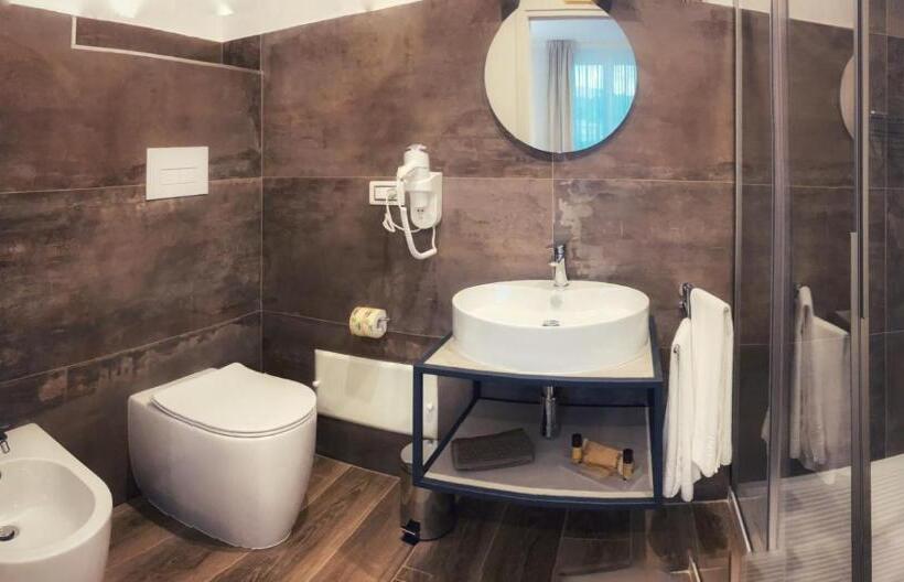 Quarto Estandar, Lumarooms B&b