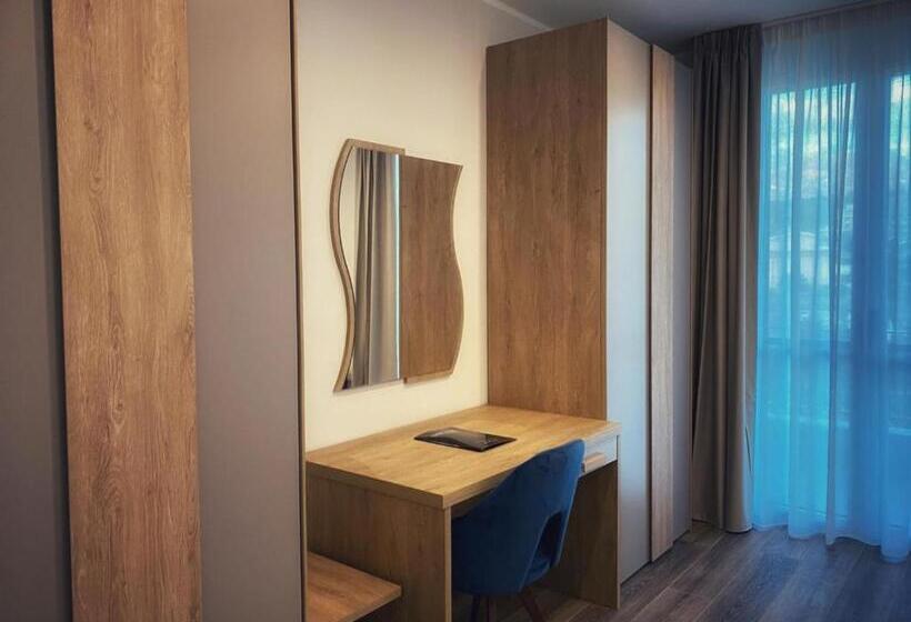 Quarto Estandar, Lumarooms B&b