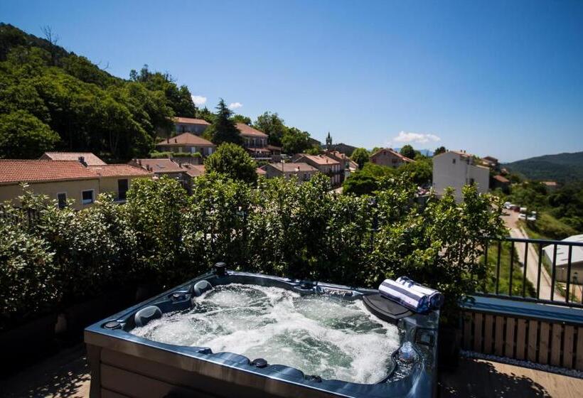 Люкс с гидромассажем, La Cabane De L Hôtel Le Tourisme