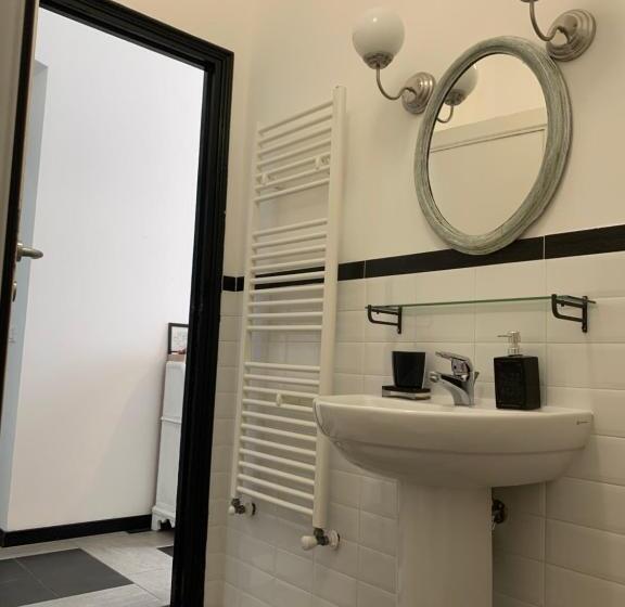 اتاق استاندارد, Trainspot Accommodation