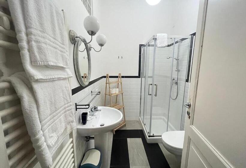 اتاق استاندارد, Trainspot Accommodation