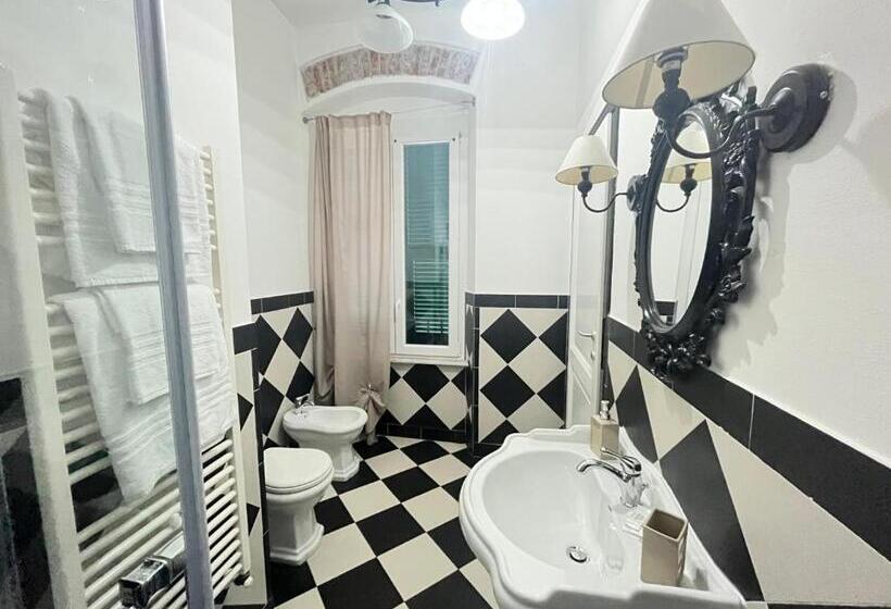 اتاق لوکس, Trainspot Accommodation