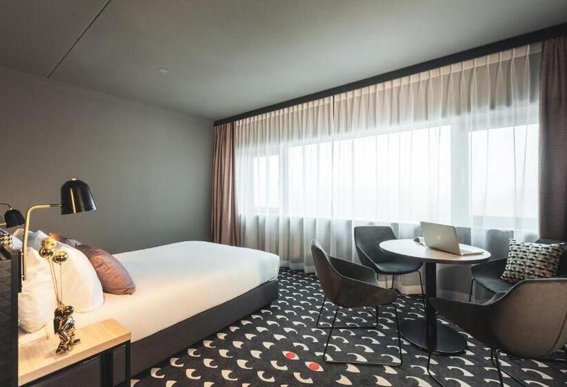 Студия Стандарт Двуспальная Кровать, Ibis Styles Arnhem Centre