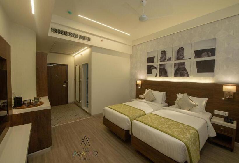 تختخواب در اتاق مشترک, The Avatar Hotel & Convention