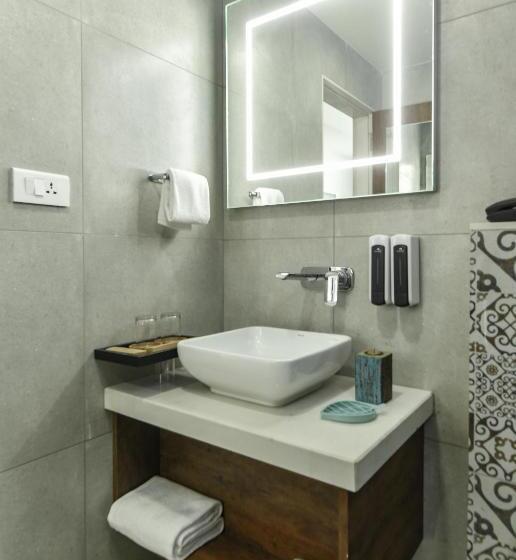 اتاق استاندارد, The Avatar Hotel & Convention