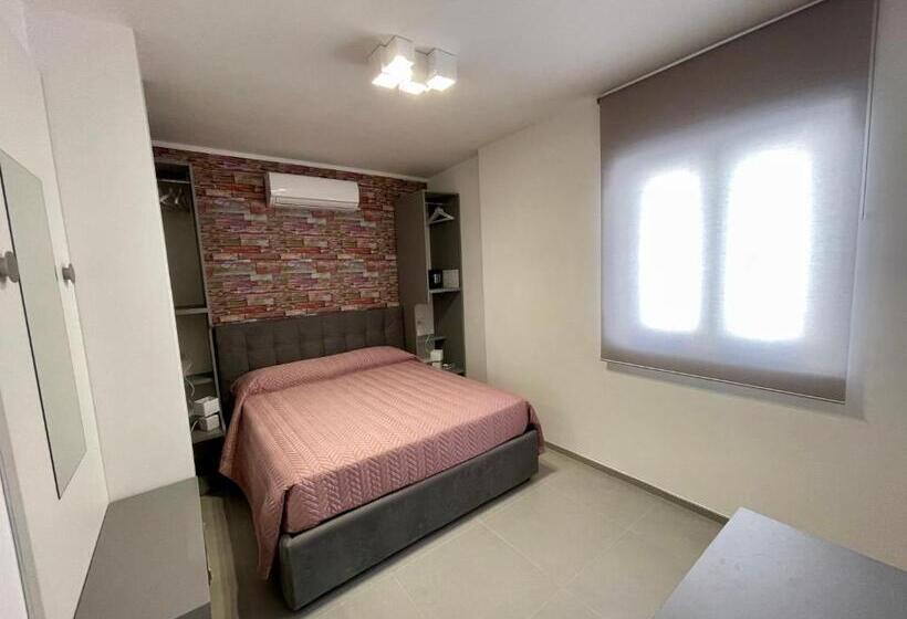اتاق عادی, Matthew’s Home B&b