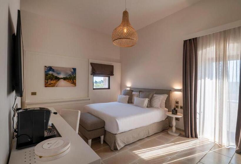 Suite with Terrace, Masseria Corsano