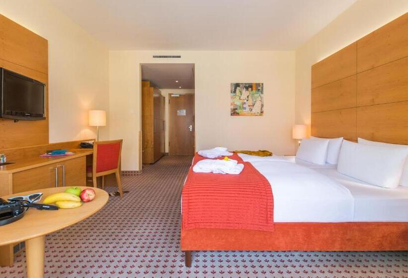 Номер Комфорт, Park Hotel Hübner