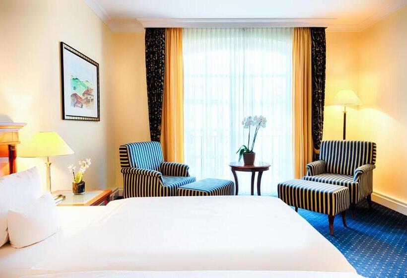 غرفة تنفيذية, Villa Geyerswörth