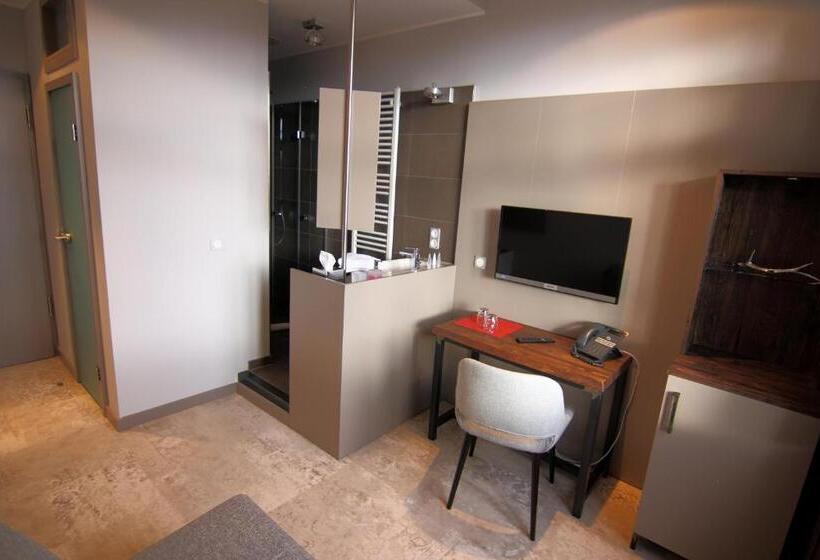 Номер Стандарт, Strandberg S Designhotel Viktoria