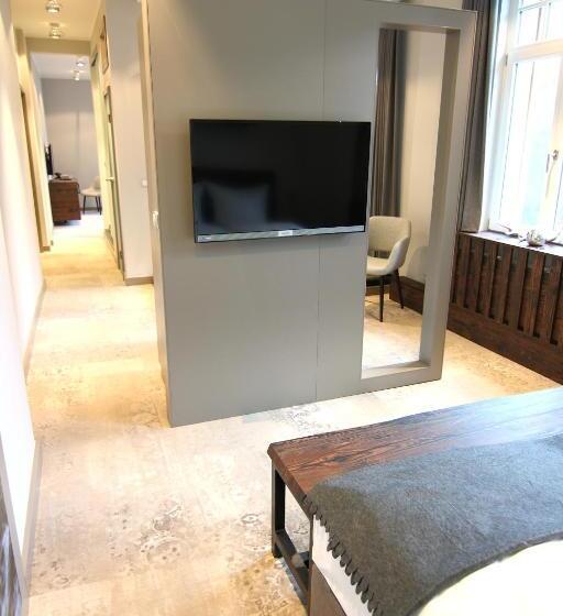 سوییت, Strandberg S Designhotel Viktoria