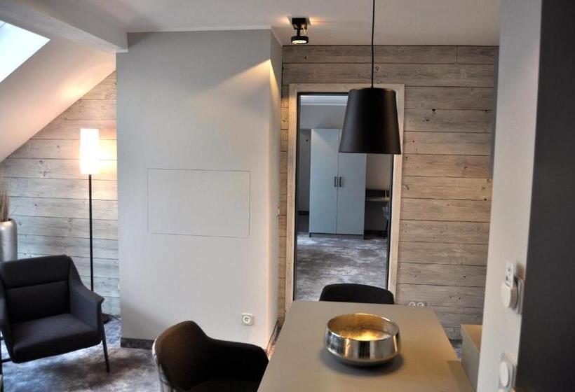 Полулюкс, Strandberg S Designhotel Viktoria