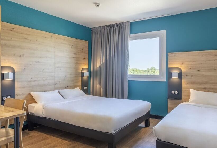 Номер Стандарт Трехместный, B&b Hotel Saint Martin De Crau Alpilles Camargue