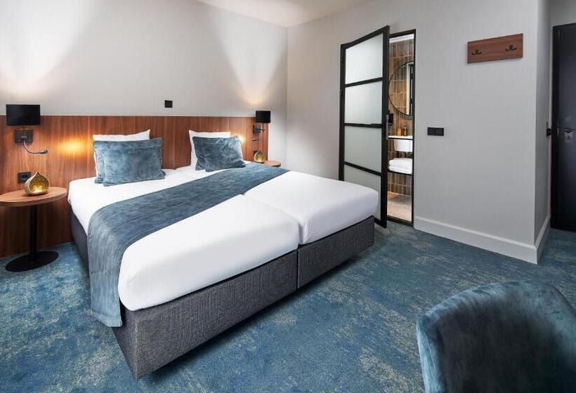 Номер Deluxe, Boutique Hotel First City