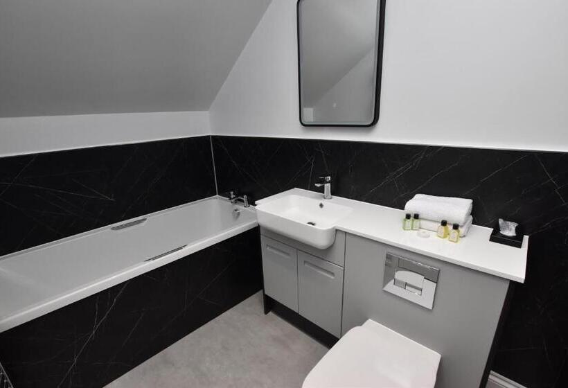 Номер Стандарт, Kingsway Hotel