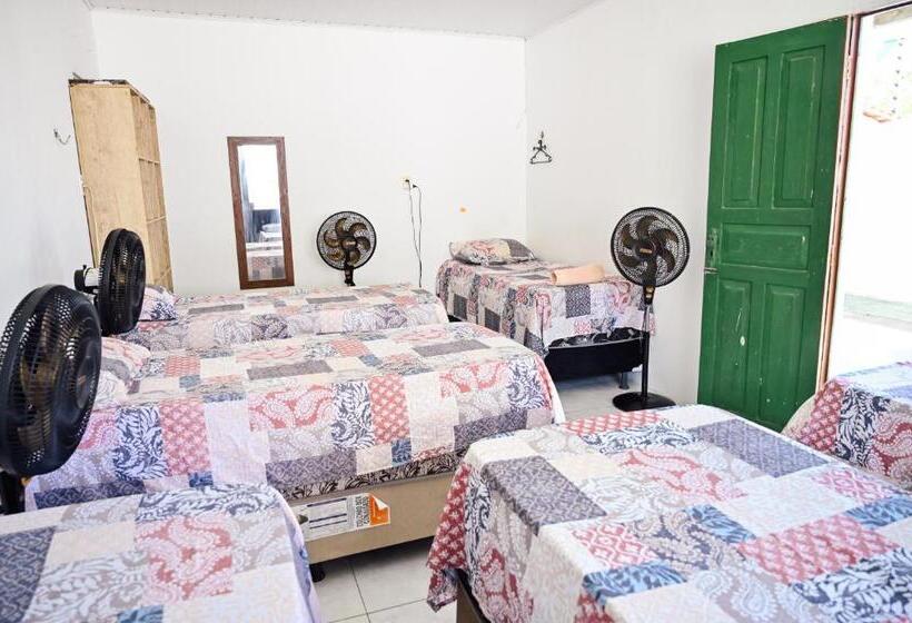 Кровать в Общей Комнате, Hostel Mineiros