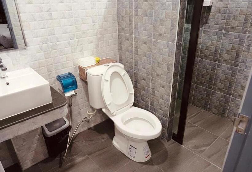 Номер Deluxe с Балконом, The Stories Resort