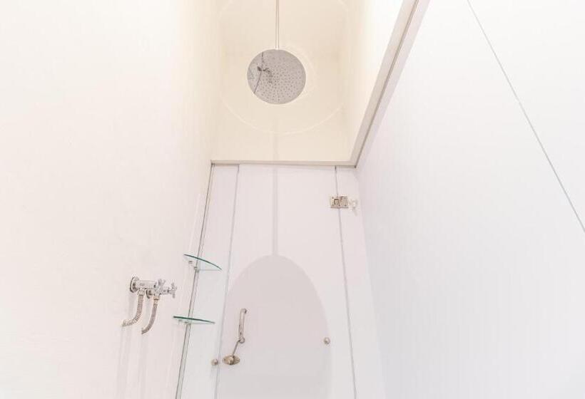Студия Deluxe, Reddoorz Plus At Mitrotel Medan