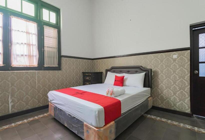 Номер Стандарт, Reddoorz Syariah @ Kolonial Guest House