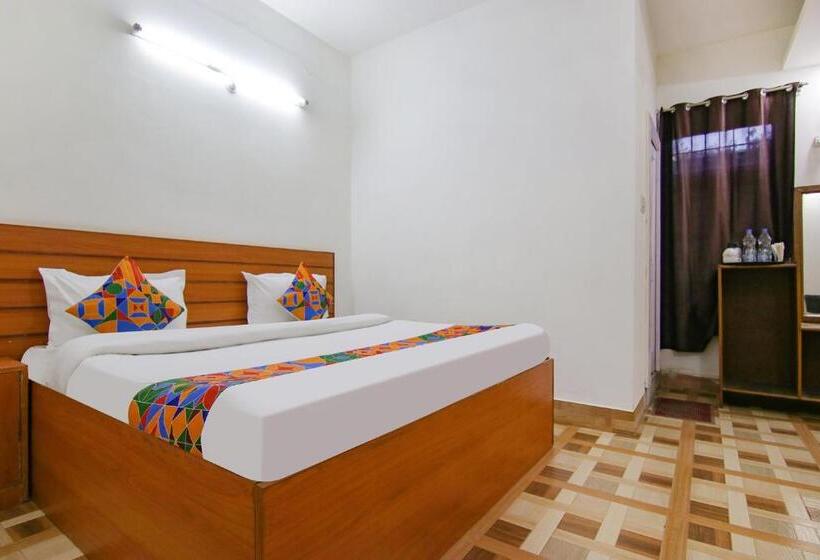 디럭스 룸, Fabhotel Sunita S