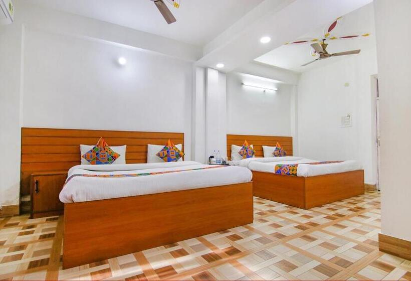 패밀리 룸, Fabhotel Sunita S
