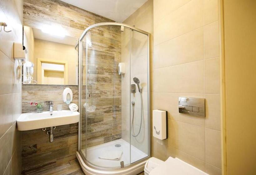 Номер Deluxe, Voevodyno Resort