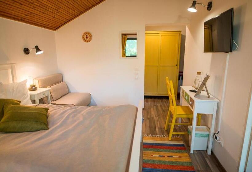 Номер Deluxe с Балконом, Casa Din Plai