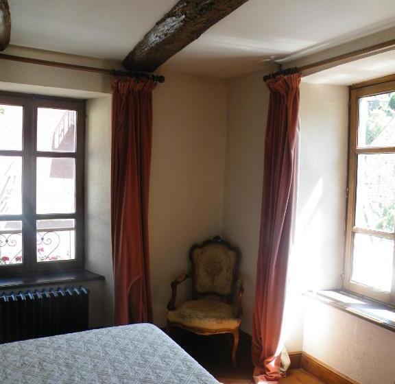 Номер Стандарт, Hôtel Des Voyageurs