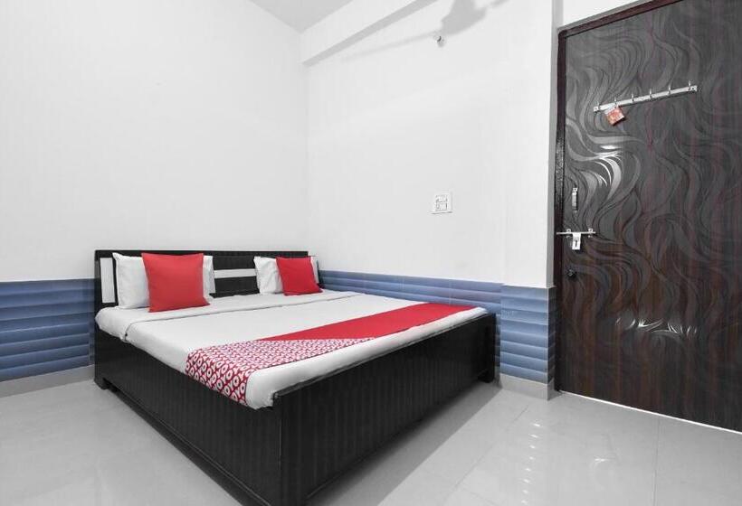 Трехместный Номер Классика, Oyo 49899 Pardeep Palace