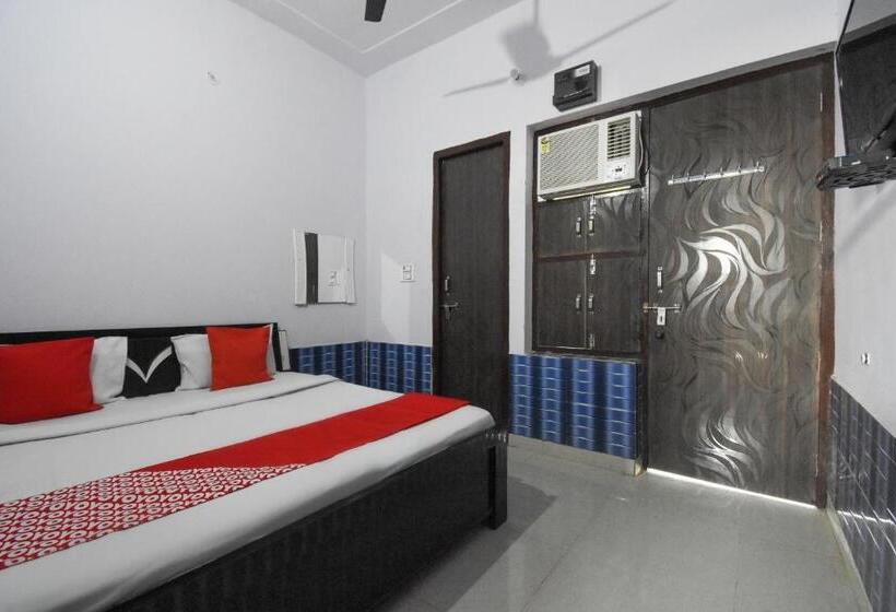 Трехместный Номер Классика, Oyo 49899 Pardeep Palace