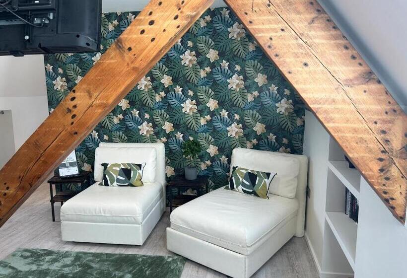 Семейный Номер Deluxe, Cardiff Arms Bistro &