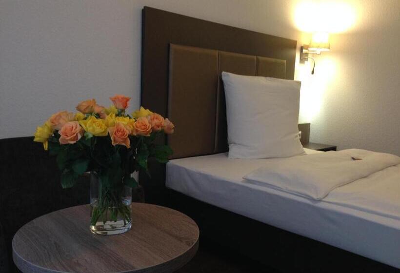 اتاق استاندارد یک نفره, City Hotel Wiesbaden
