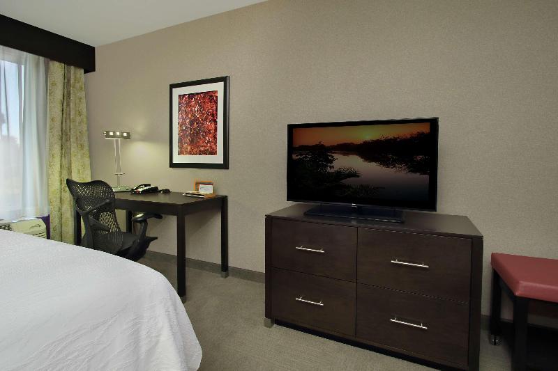 Стандартный Номер Кровать Кинг, Hilton Garden Inn Sonoma County Airport