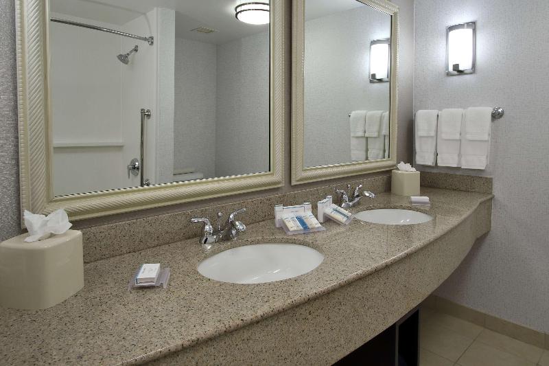 Quarto Estandar Cama King, Hilton Garden Inn Sonoma County Airport
