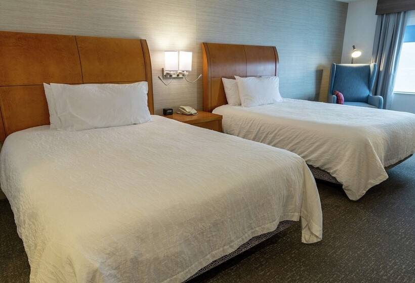 Номер Стандарт, Hilton Garden Inn Des Moines West