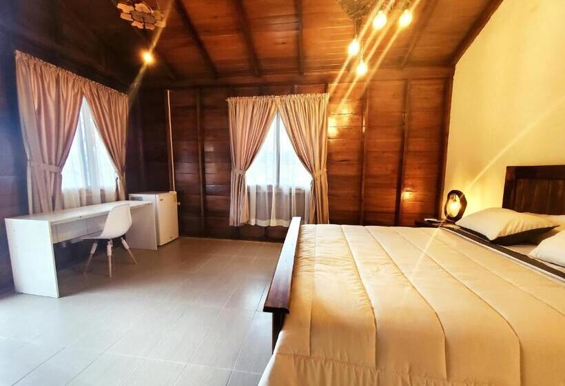 Люкс Повышенной Комфортности, Casa Blanca Hortencia