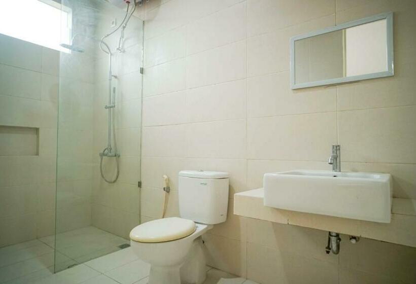 Номер Стандарт, Reddoorz @ Bukit Palma Surabaya