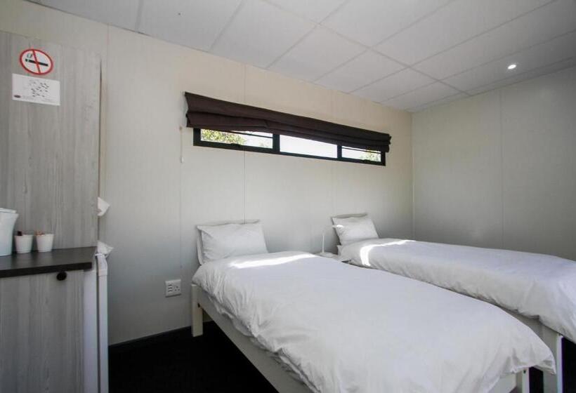 اتاق استاندارد, Sleepover Beitbridge