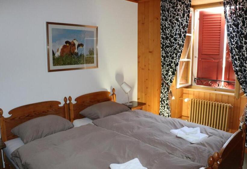 اتاق استاندارد سه نفره, Auberge De L Ange
