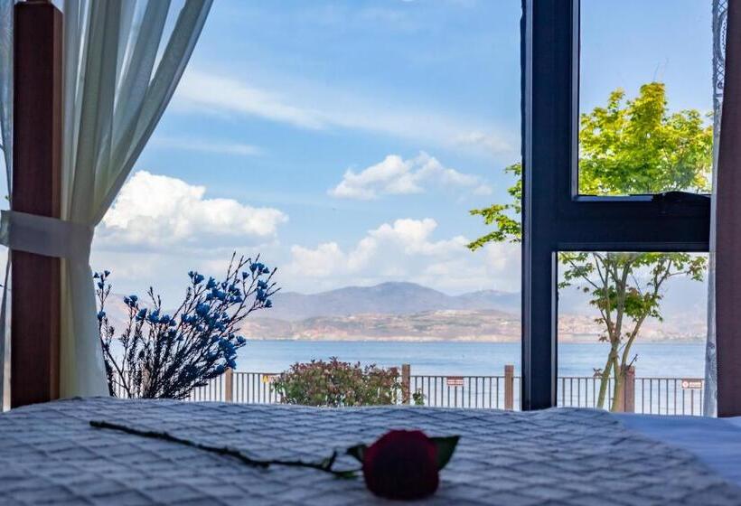 اتاق استاندارد با چشم‌انداز دریا, Blue Sea