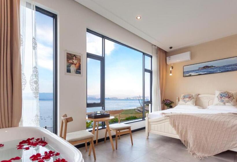 اتاق استاندارد با تخت بزرگ, Blue Sea