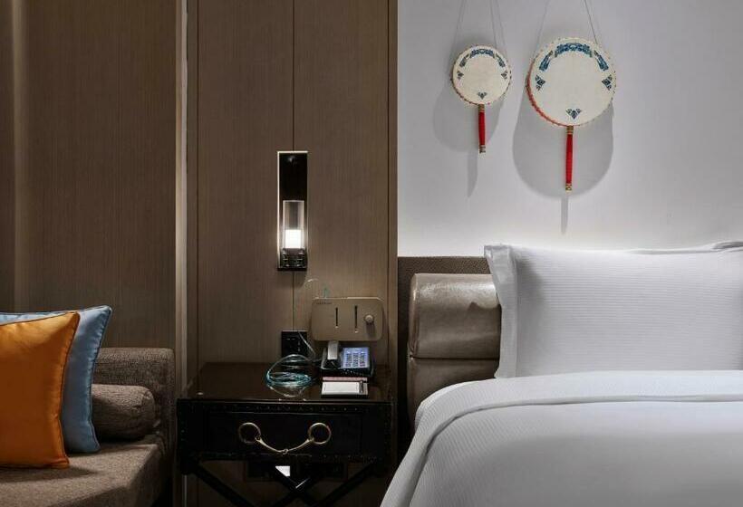 اتاق استاندارد با تخت بزرگ, Hilton Shigatse