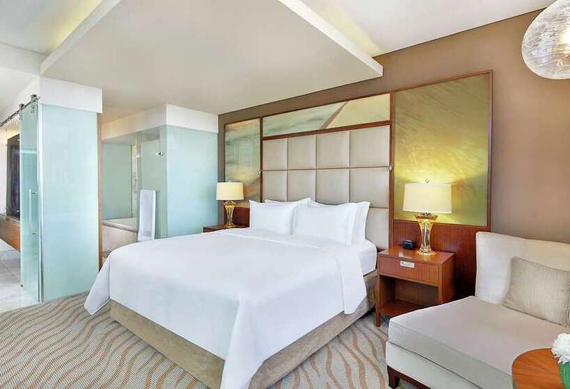 اتاق استاندارد با تخت بزرگ, Hilton Shigatse