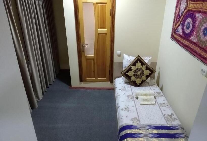 اتاق استاندارد سه نفره, Samarqand Standart