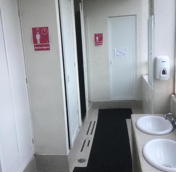 Quarto Quádruplo Estandar, Hostal Ciudad De Mexico