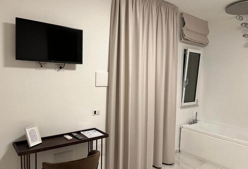 Deluxe Suite Sea View, Infinity Castellabate B & B Di Charme