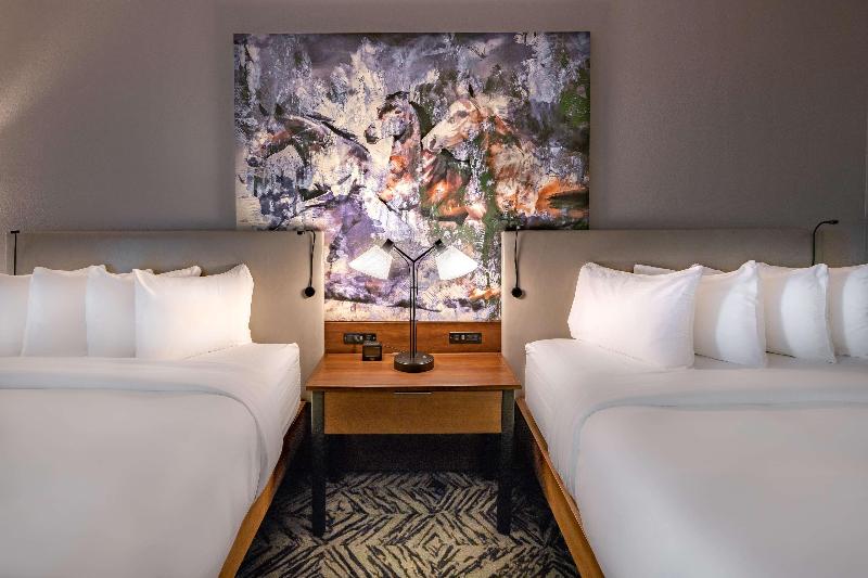 스탠다드 룸 호수 전망, Doubletree By Hilton Dallas   Farmers Branch