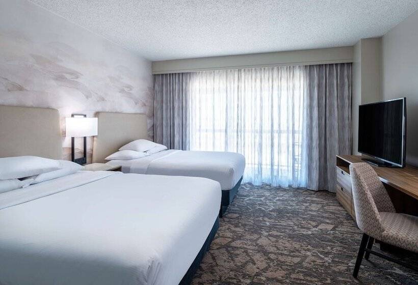 Люкс, Embassy Suites By Hilton Albuquerque
